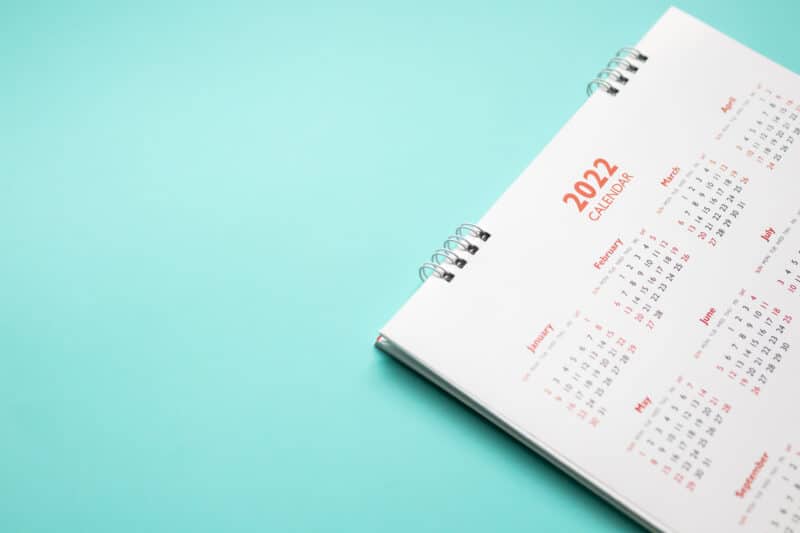 2022 calendar on a blue table